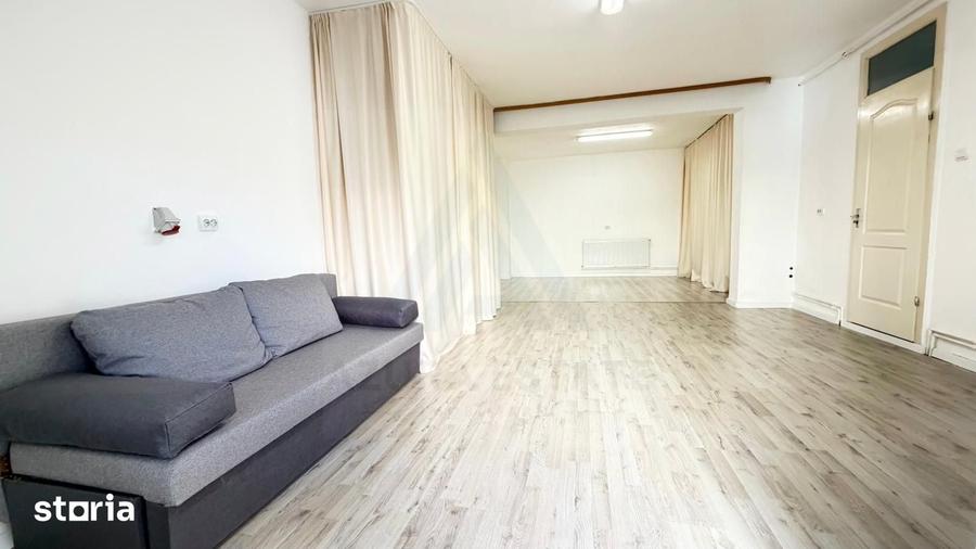Spațiu comercial, de 50 mp, în Ștrand