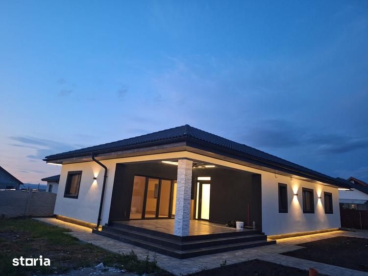 Casă cu 5 camere cu Teren 600 Mp în Exterior Vest