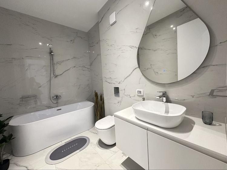 Apartament cu 4 camere în Herăstrău