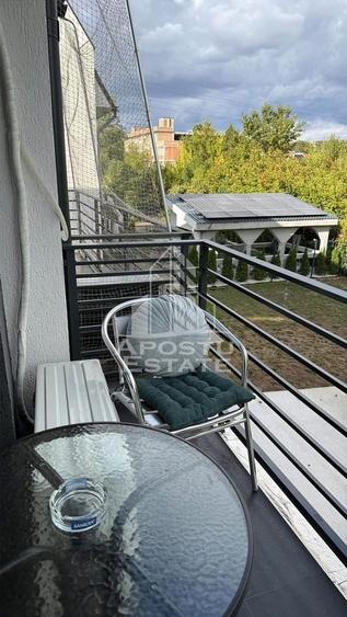 Apartament cu 2 camere semidecomandat, mobilat în Ghiroda