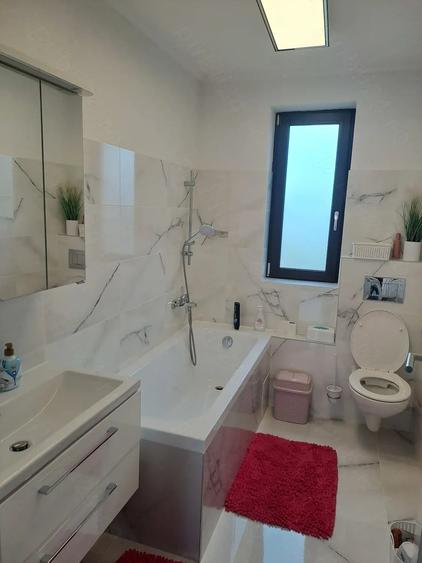 Casă cu 3 camere cu Teren 272 Mp în Sânandrei