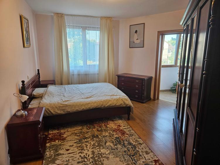 Apartament cu 2 camere decomandat în Lacul Morii