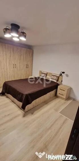 Casă cu 2 camere cu Teren 1274 Mp în Buzoești