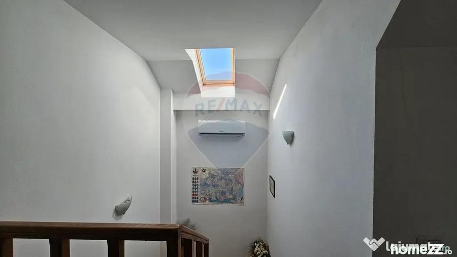 Casă cu 6 camere cu Teren 3614 Mp în Liteni (Moara)
