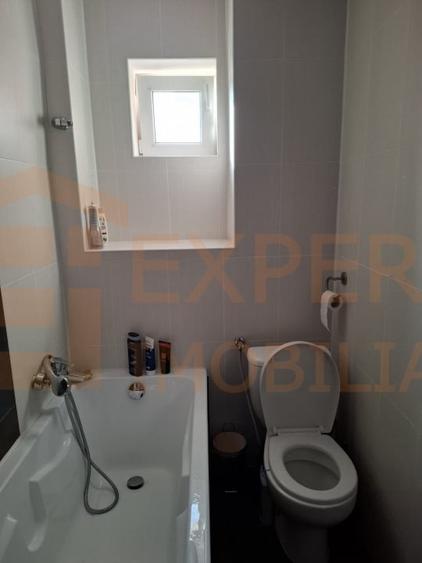 Apartament cu 2 camere decomandat, mobilat în Energia