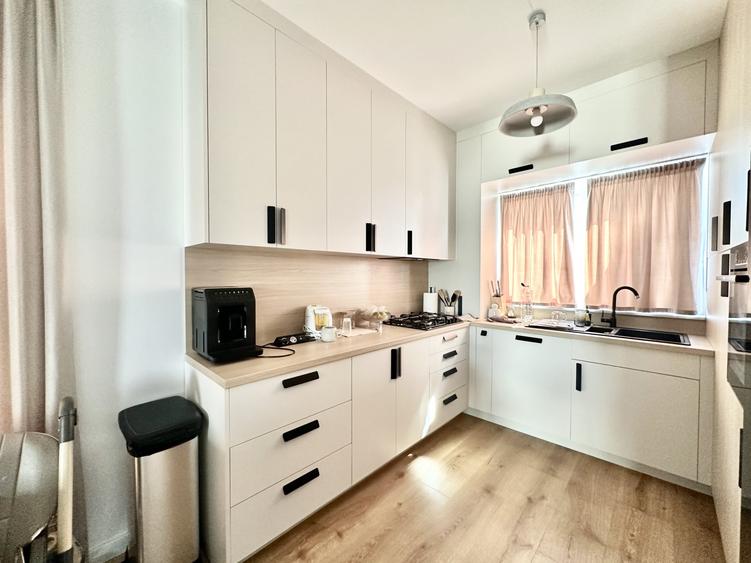 Duplex cu 4 camere cu Canalizare în Urseni