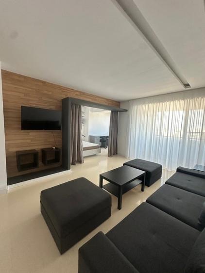 Apartament cu 2 camere nedecomandat, mobilat în 13 Septembrie