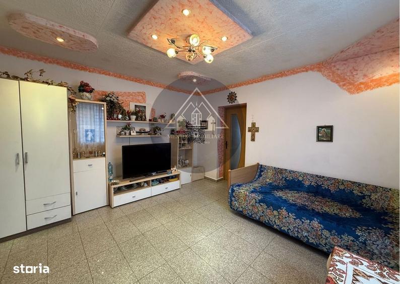Casă cu 3 camere în Central