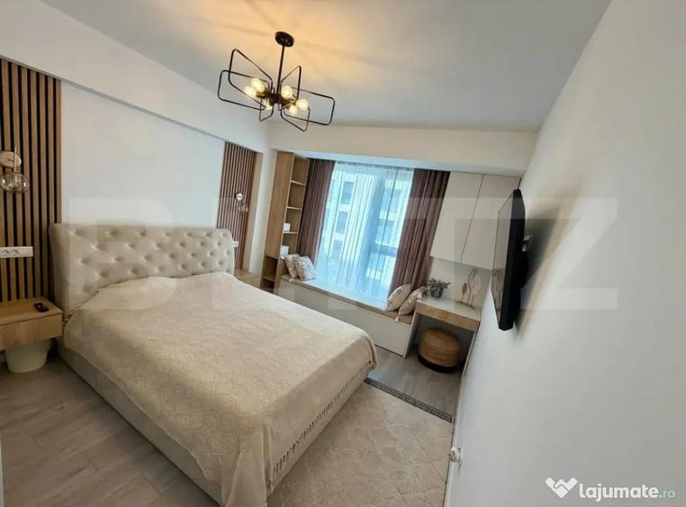 Apartament cu 3 camere decomandat în Calea București