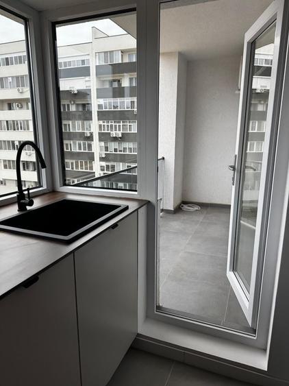 Apartament cu 2 camere decomandat, mobilat în Central