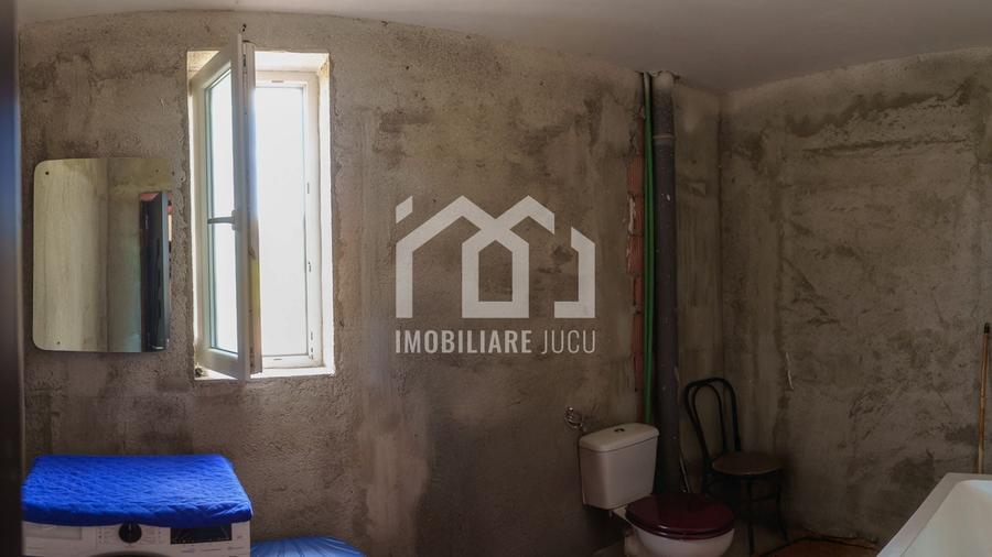 Casă individuală cu 5 camere cu Canalizare în Vișea