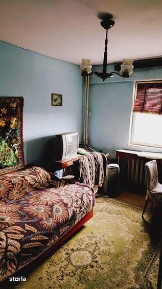 Apartament cu 2 camere decomandat în Viziru 3