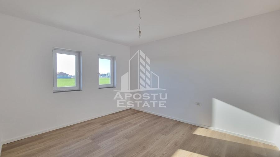 Duplex cu 3 camere cu Canalizare în Șag