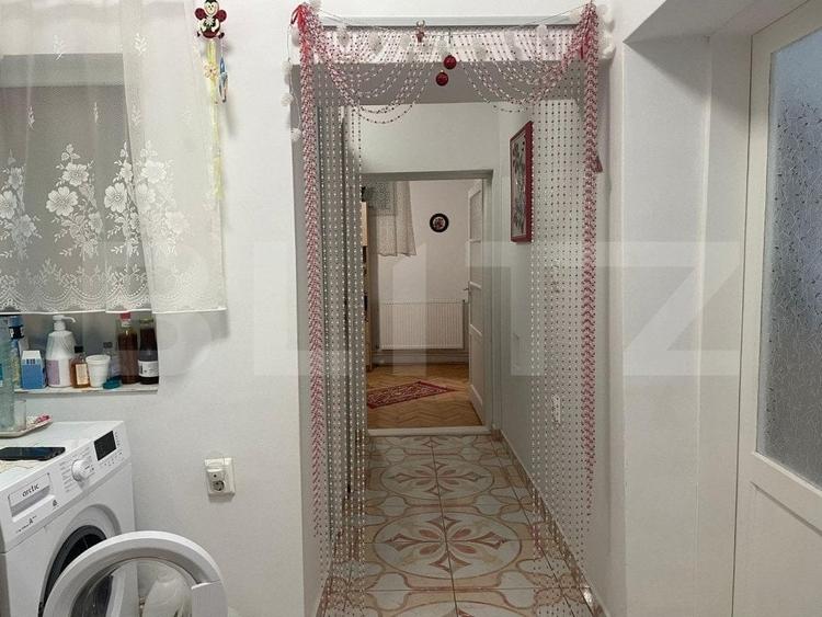 Casă individuală cu 3 camere cu Garaj în Iosia