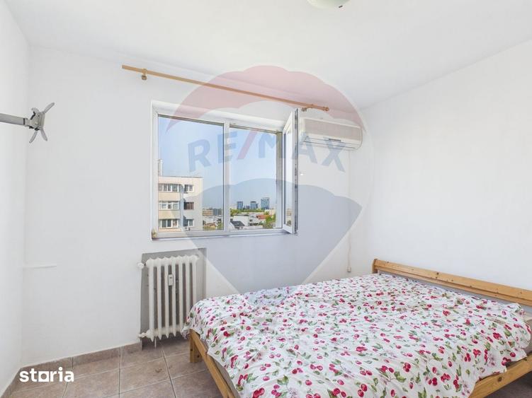 Apartament cu 4 camere, mobilat în Tei