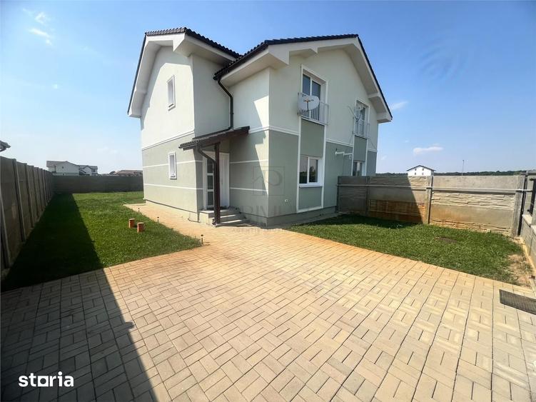 Casă cu 3 camere cu Teren 310 Mp în Central