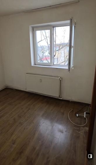 Apartament cu 2 camere decomandat în Rahova