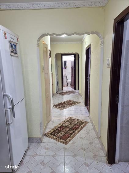 Apartament cu 3 camere decomandat în City Park Mall
