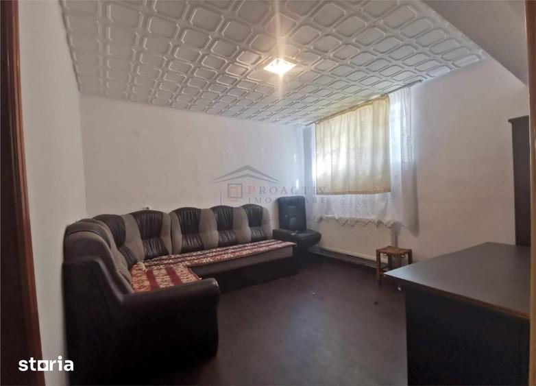 Apartament cu 2 camere nedecomandat în Central