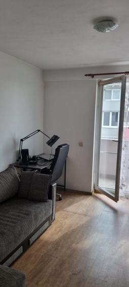 Apartament cu 2 camere decomandat în Cetate