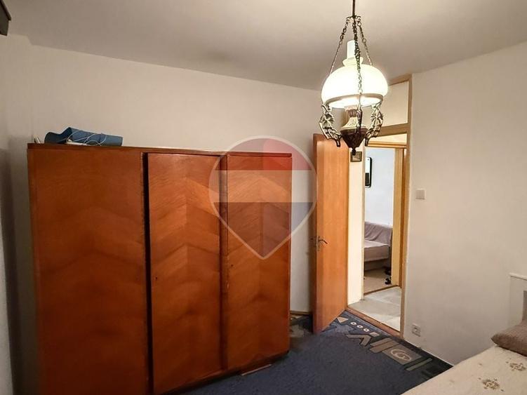 Apartament cu 2 camere semidecomandat, mobilat în Moșilor