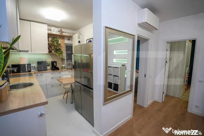 Apartament cu 4 camere decomandat în Central