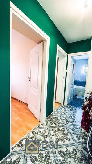 Apartament cu 3 camere în Ciurea