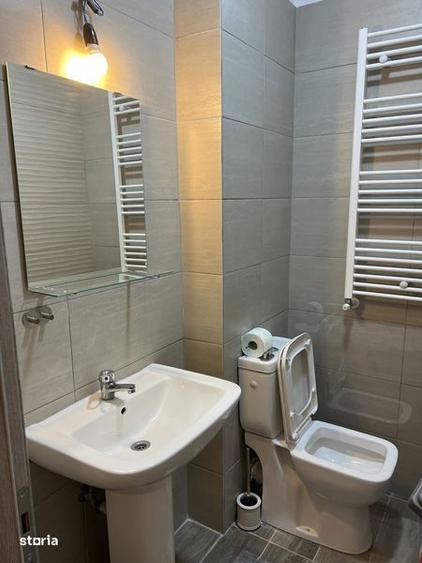 Apartament cu 3 camere, mobilat în Central
