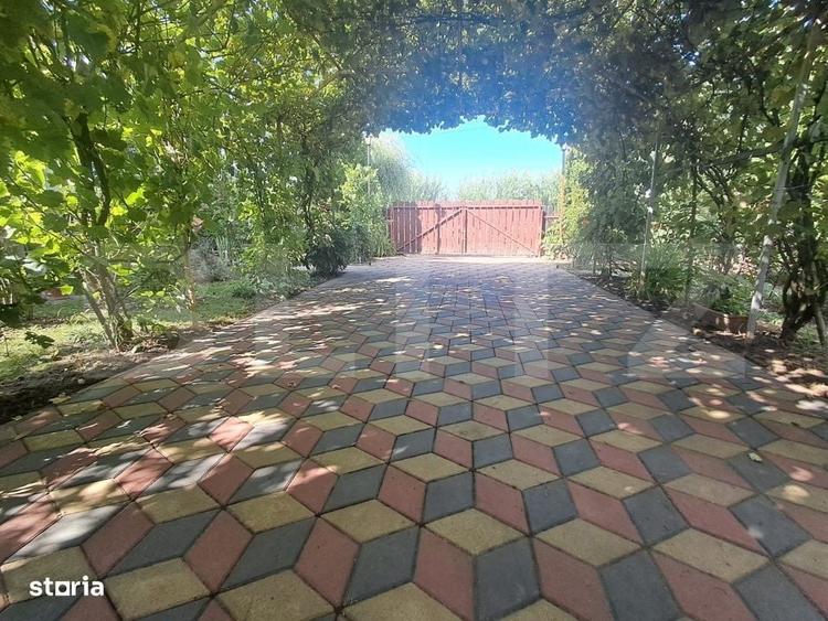 Casă cu 3 camere în Dumbrăvioara
