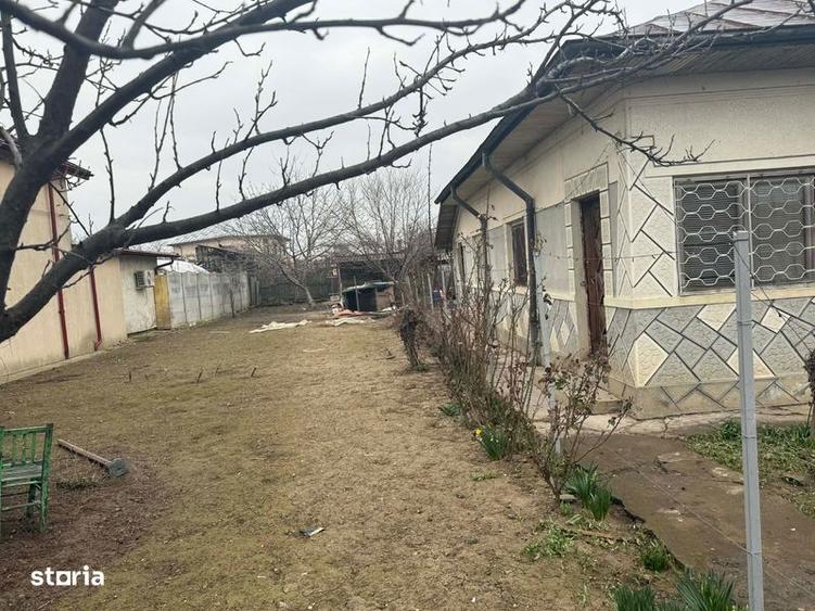 Casă cu 4 camere cu Teren 800 Mp în Central