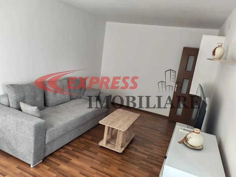 Apartament cu 3 camere decomandat în Dristor