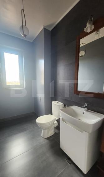 Apartament cu 3 camere decomandat în Tudor