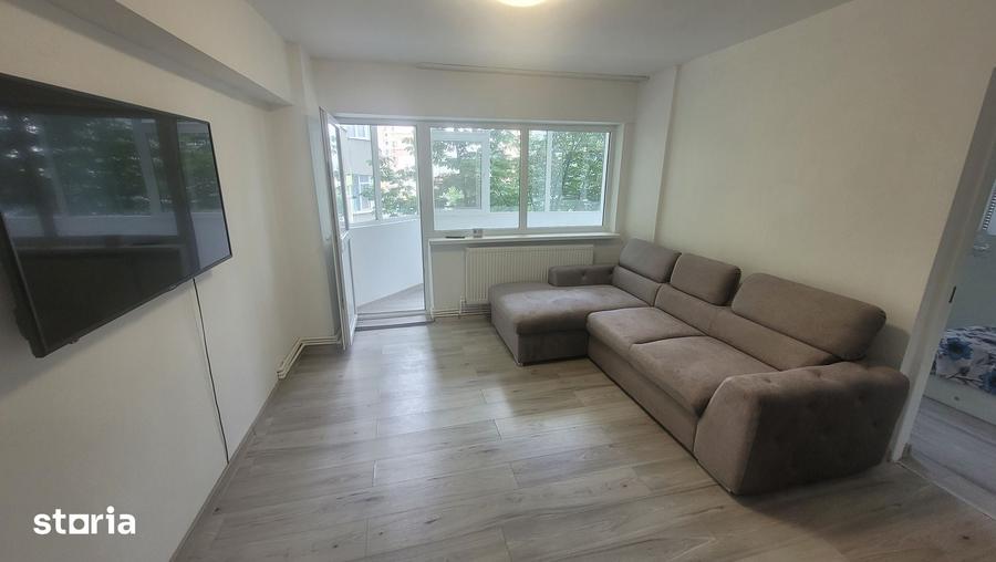 Apartament cu 2 camere semidecomandat în Micro 3