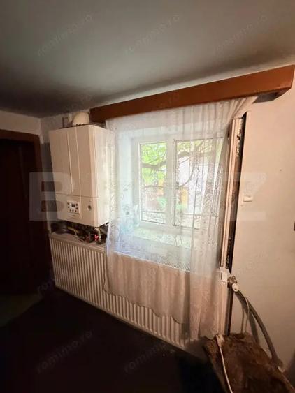 Casă cu 4 camere cu Teren 893 Mp în Șercăița