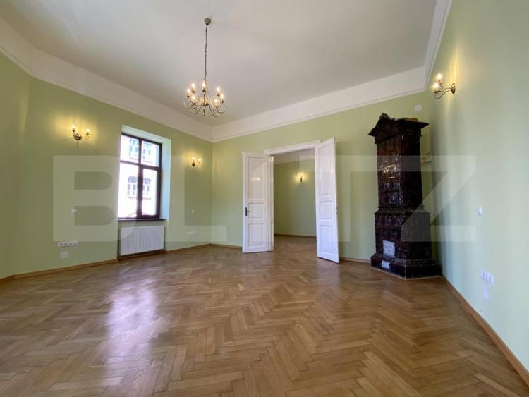 Apartament cu 2 camere semidecomandat în Central — fotografia 1