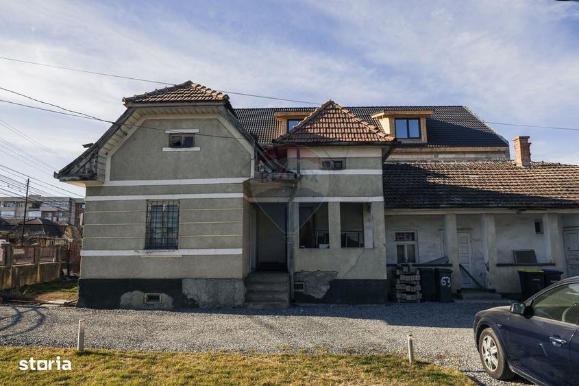 Casă cu 4 camere în Central