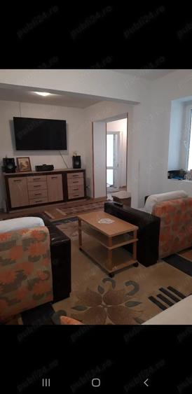Casă cu 2 camere în Central