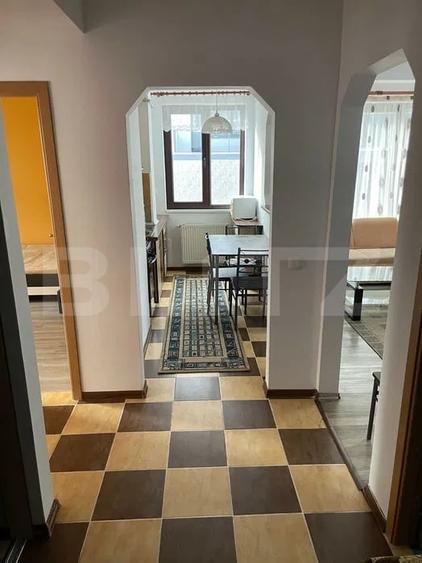Apartament 3 camere, 60 mp, zona Teilor - 1