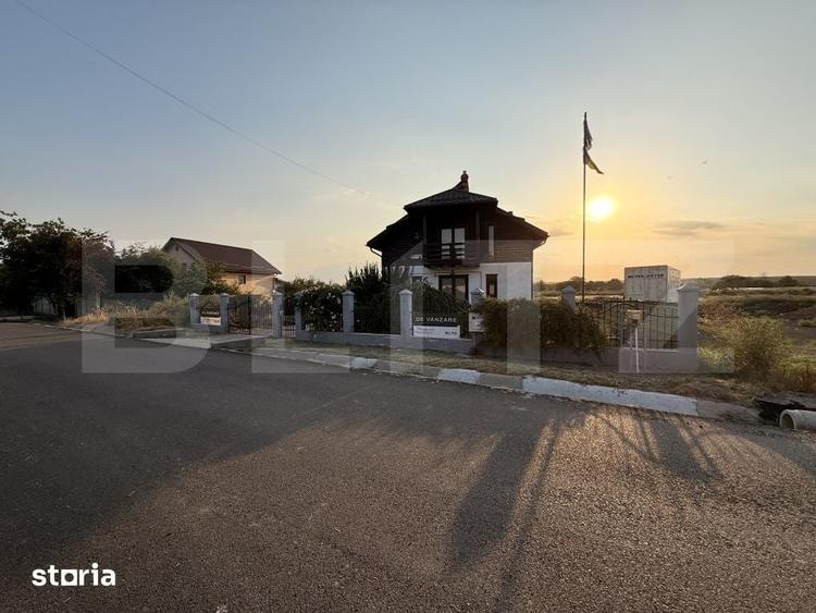 Casă cu 3 camere cu Teren 2200 Mp în Mischii