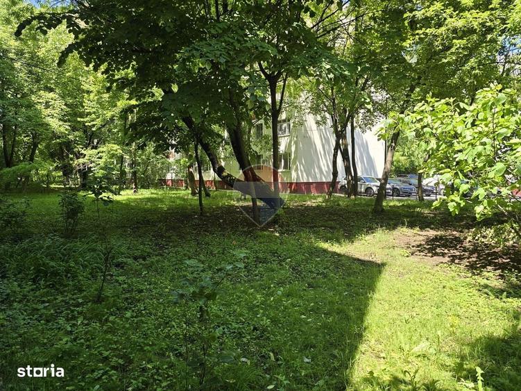 Apartament in zona Brancoveanu, 3 camere , Parter/4, zona verde - 1