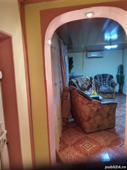 Casă cu 7 camere în Botoroaga
