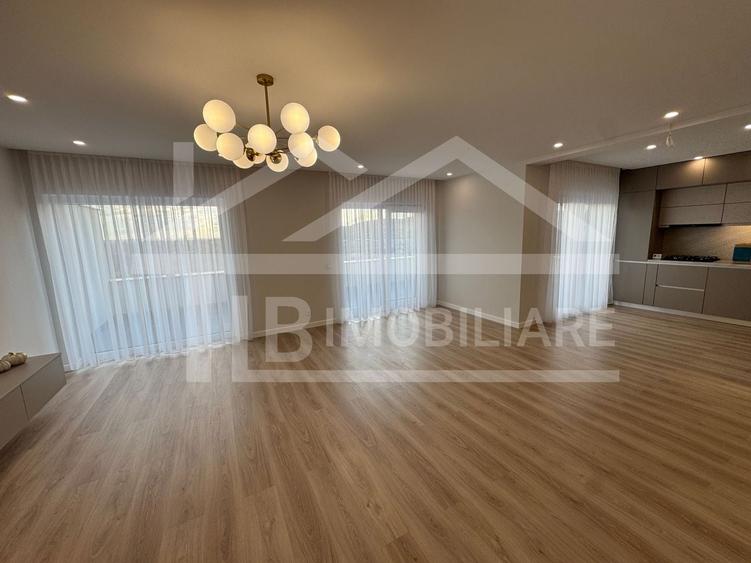 Apartament cu 3 camere decomandat în Unirii