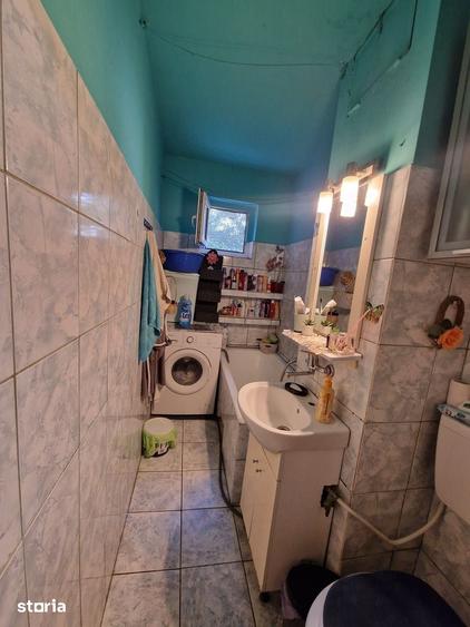 Apartament cu 3 camere semidecomandat în Șagului