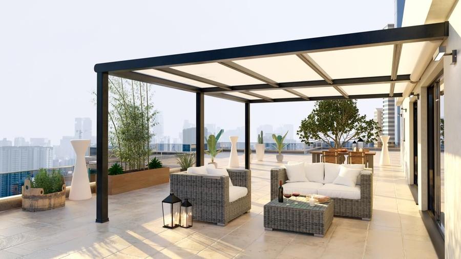 Penthouse cu 3 camere decomandat în Sud