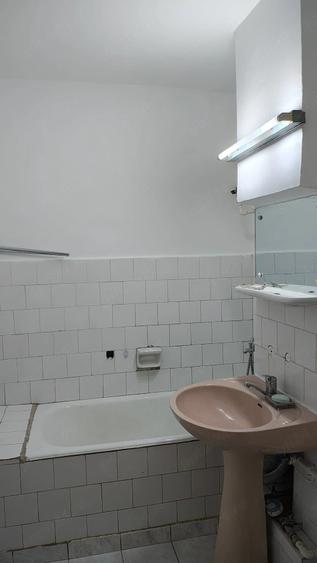 Apartament cu 2 camere decomandat, mobilat în Ultracentral
