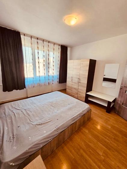 Apartament cu 2 camere decomandat în Vitan