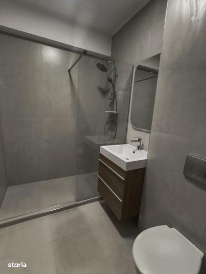 Apartament cu 2 camere, mobilat în Central