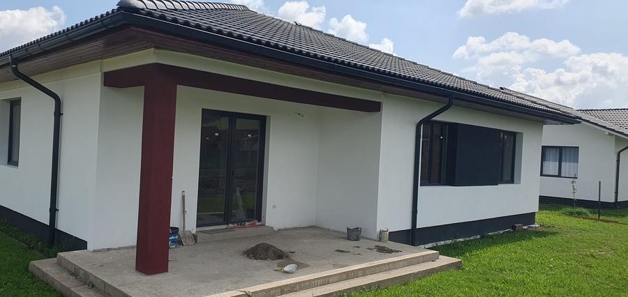 Casă cu 3 camere cu Canalizare în Sângeorgiu de Mureș