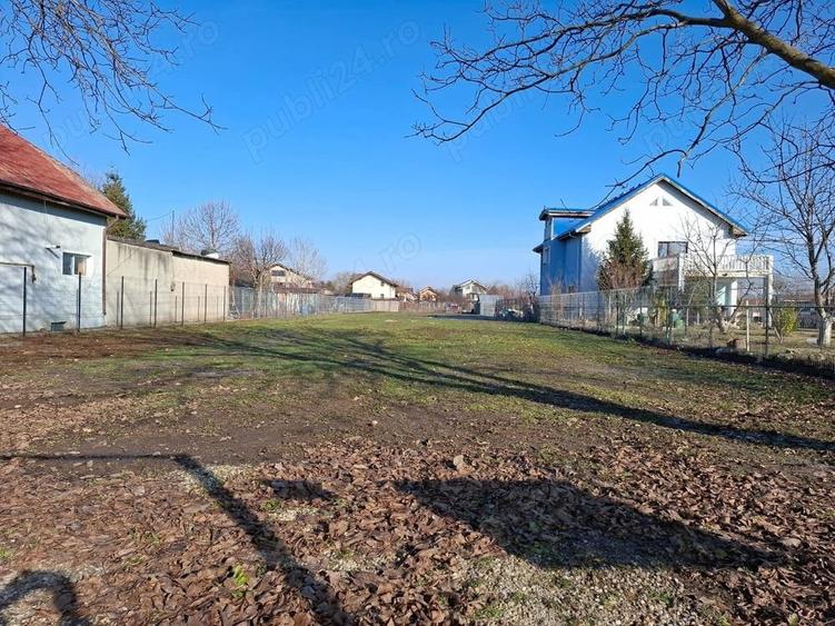 Teren de 1900 mp, în Domnești