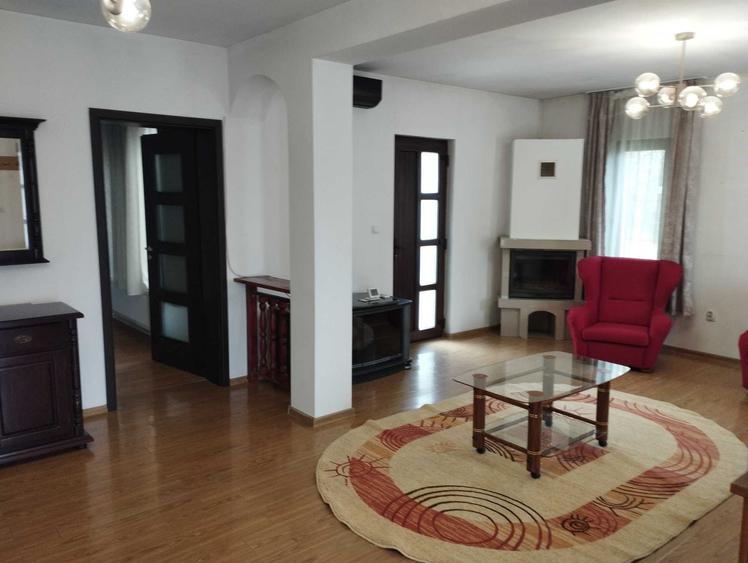 Casă cu 2 camere cu Teren 560 Mp în Valea Lupului